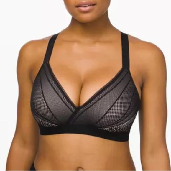 LULULEMON Awake to Lace Bra DESIGNED FOR ON THE MOVE 34 D black athleisure comfy - Picture 1 of 11